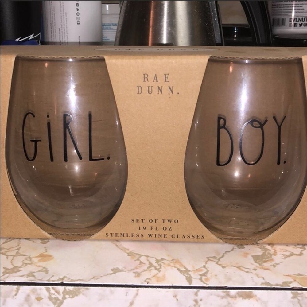🗽❤️Rae Dunn Stemless Wine Glasses GIRL BOY